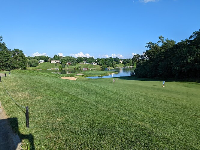 PXL_20220804_225658659.MP