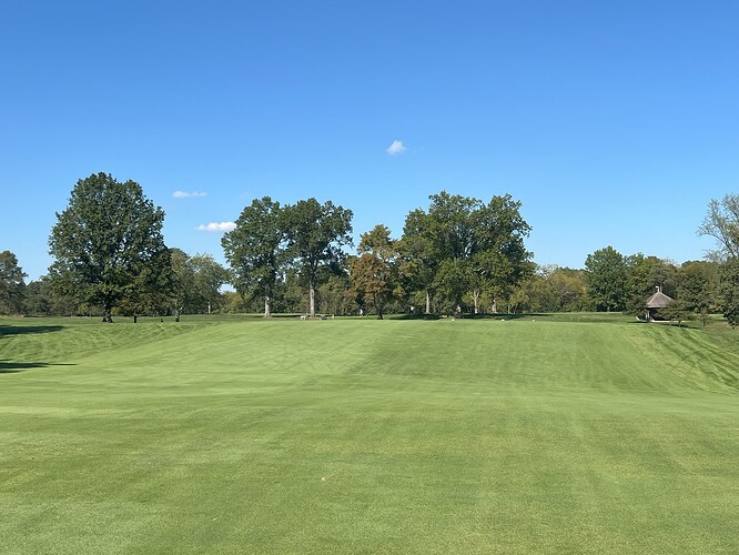 Hole 7 Approach