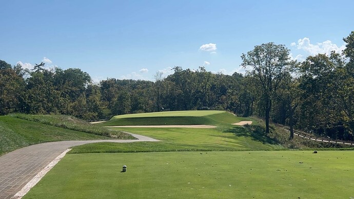 Hole 11 - Short